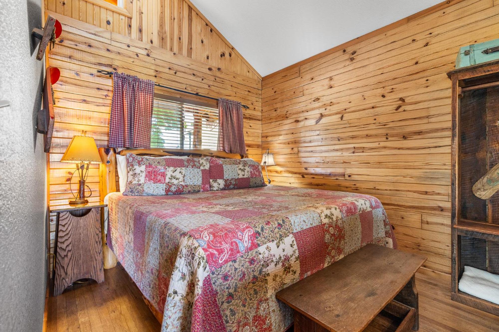 Roadrunner Inn And Log Cabins Eureka Springs Dış mekan fotoğraf